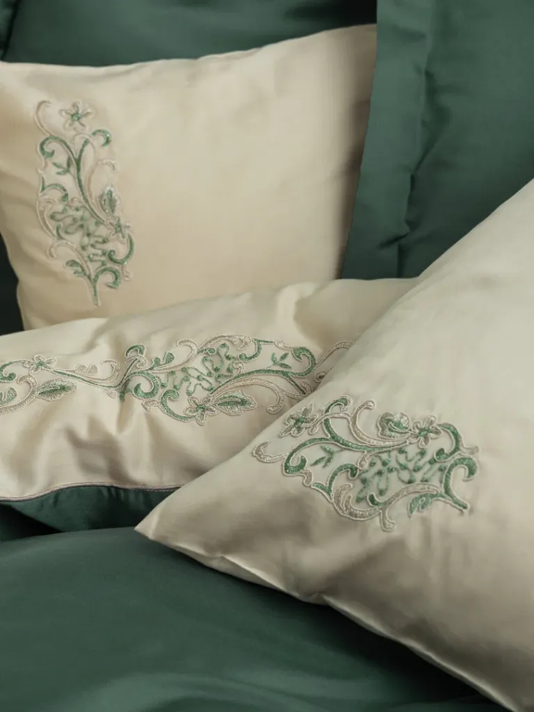 Brode Satin Double Duvet Cover Set Andy Green[2].webp