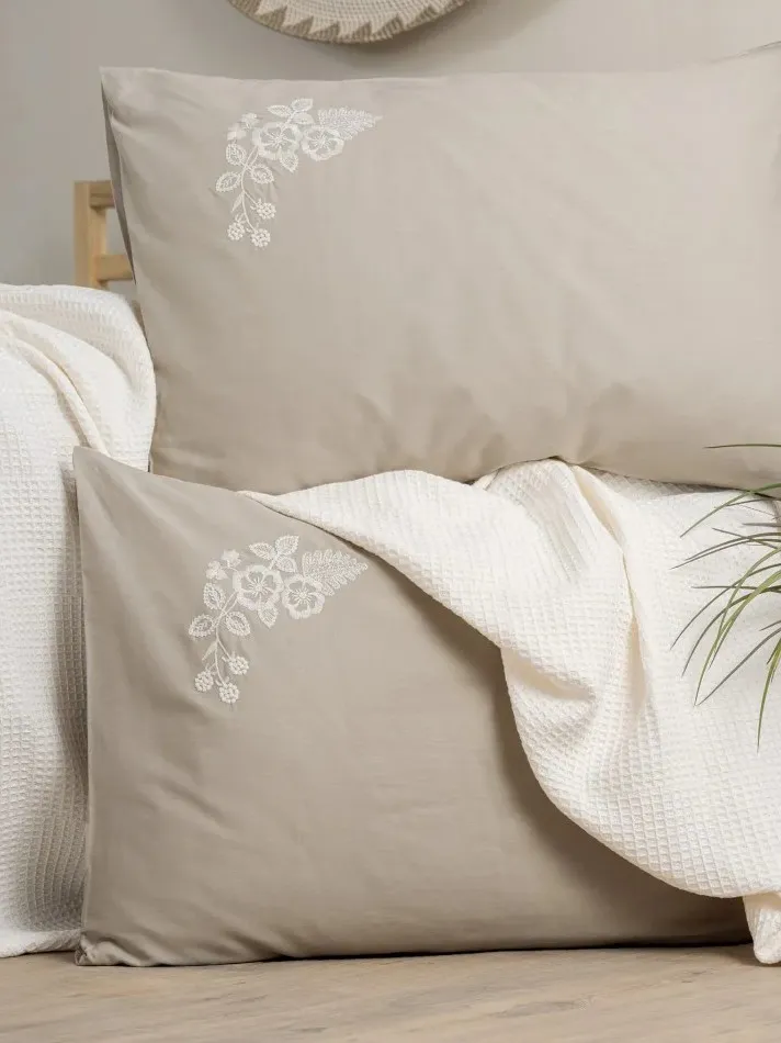 Cadis Cream Spin Double Bedding Set[2].webp