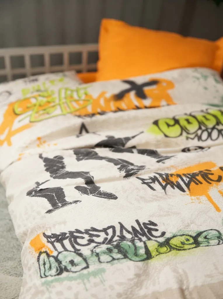Youth Room Single Complete Set Graffiti Orange[2].webp