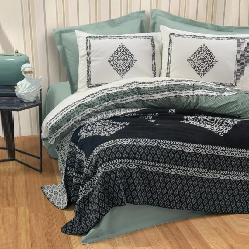 [600018682] Double Bed Duvet Cover Set with Blanket Hardy Green