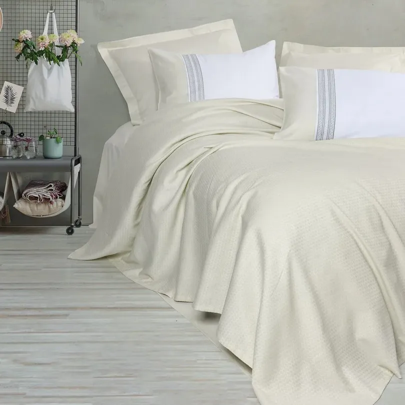 [60001901] Lusso Bamboo Double Bedspread Set Lessy Green