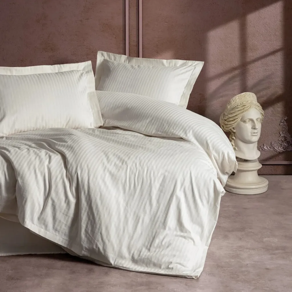 [60001967] Elegant Stripe Satin Double Duvet Cover Set Ecru
